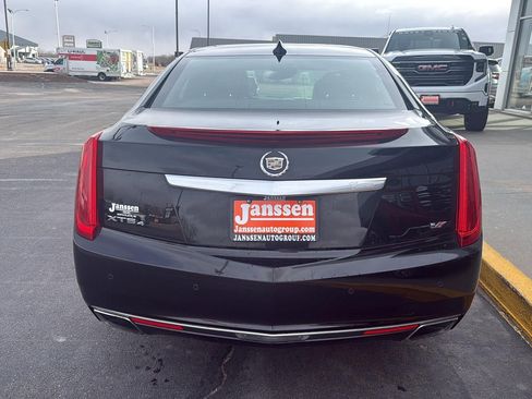 Used 2015 Cadillac XTS Platinum image 3