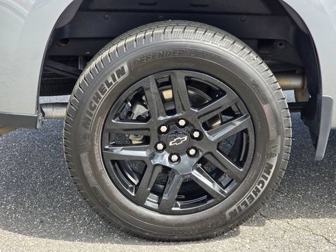 Certified 2024 Chevrolet Silverado 1500 RST AWD/4WD image 14