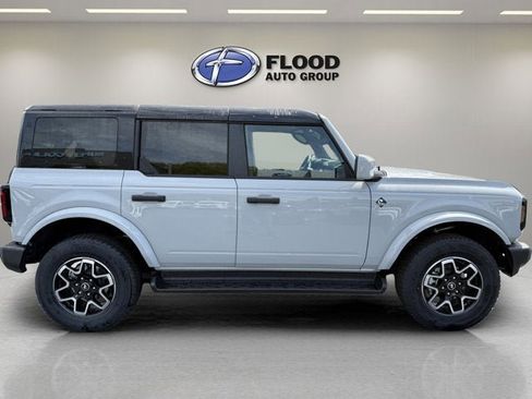 New 2026 Ford Bronco Outer Banks AWD/4WD image 4