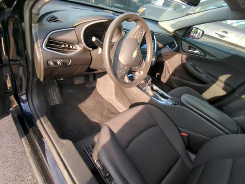 Used 2023 Chevrolet Malibu LT FWD image 7