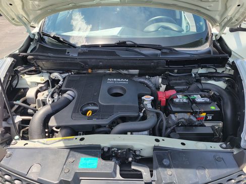 Used 2012 Nissan Juke SV w/ Chrome Pkg FWD image 11
