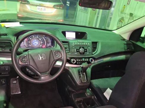 Used 2015 Honda CR-V LX image 6