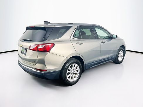Used 2018 Chevrolet Equinox LT FWD image 9