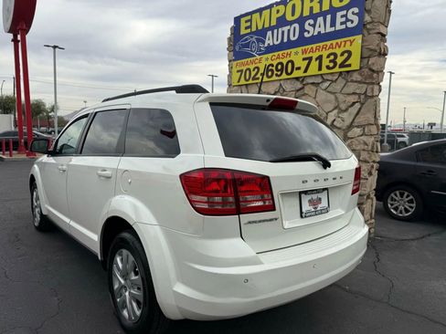 Used 2020 Dodge Journey SE image 5