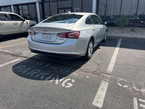 Used 2019 Chevrolet Malibu LT image 6