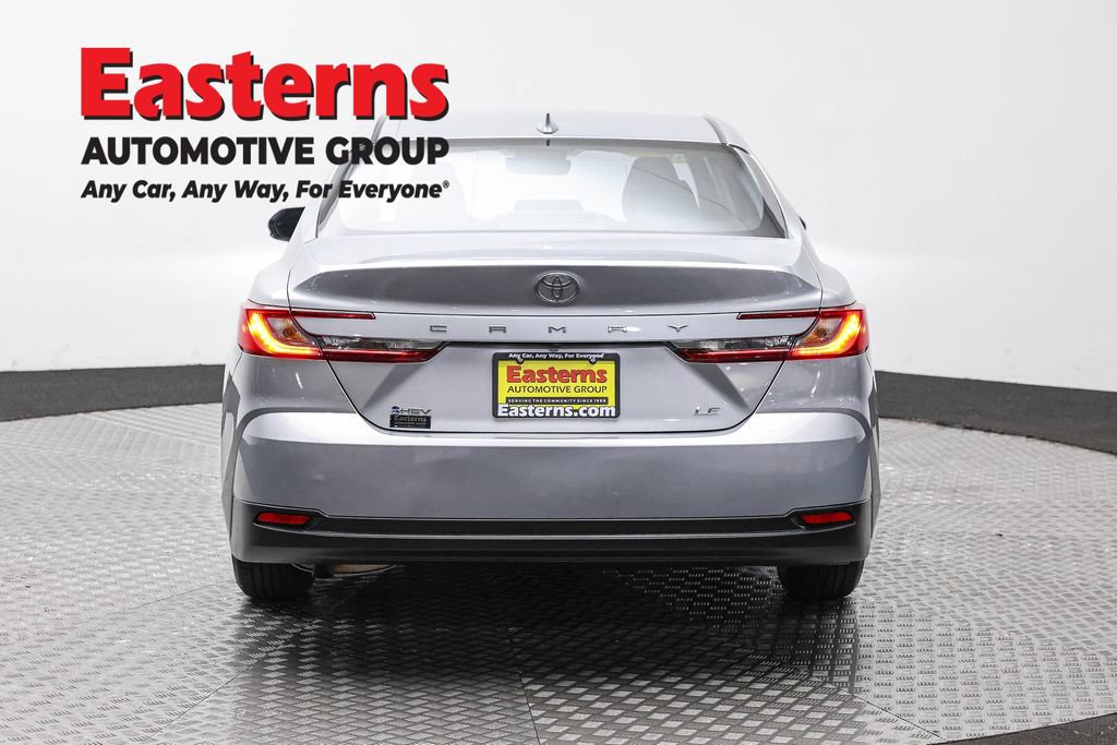 Used 2025 Toyota Camry LE w/ Convenience Package FWD image 7