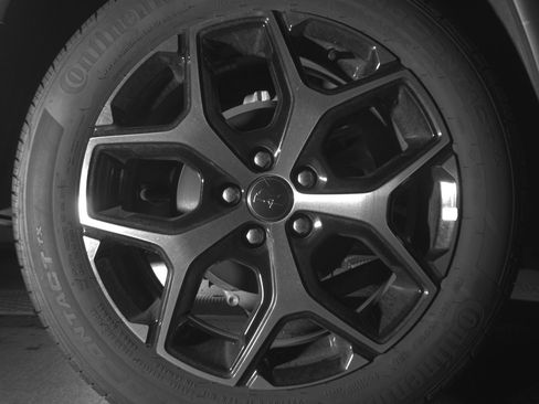 Used 2025 Jeep Compass Limited image 15