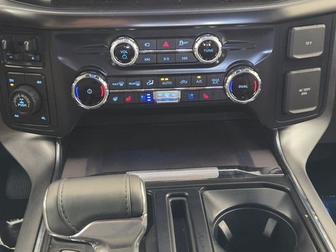 Used 2025 Ford F150 Platinum w/ FX4 Off-Road Package AWD/4WD image 19