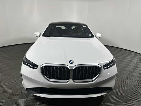 New 2026 BMW 530i xDrive w/ Premium Package image 5