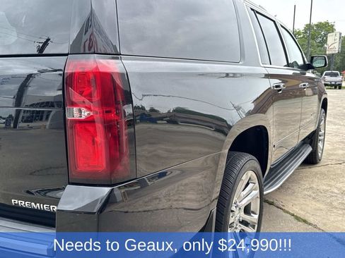Used 2019 Chevrolet Suburban Premier RWD image 18