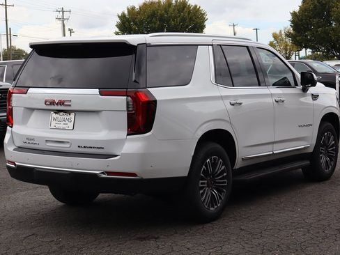 New 2026 GMC Yukon Elevation w/ LPO, Floor Liner Package image 7