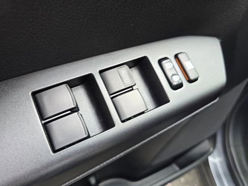 Used 2017 Toyota RAV4 XLE image 25