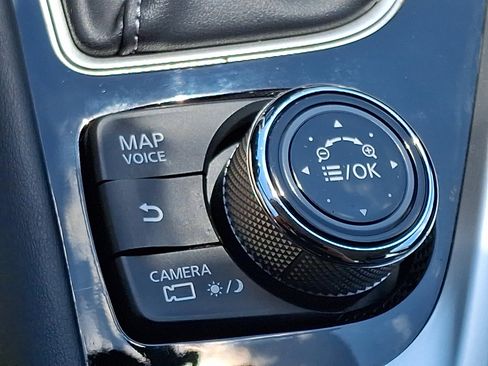 Used 2019 INFINITI Q50 Luxe w/ Essential Package (3.0T Luxe) AWD/4WD image 25