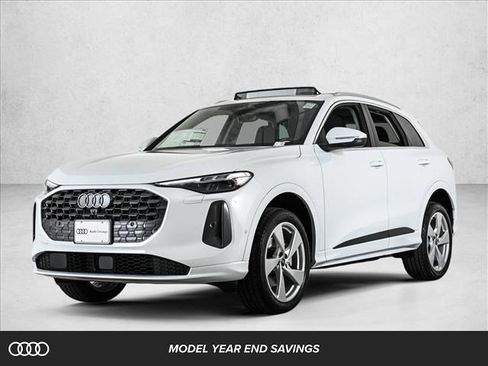 New 2025 Audi Q5 Premium Plus image 1