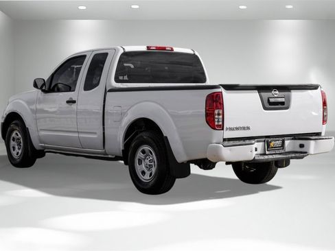 Used 2018 Nissan Frontier S w/ Work Truck Package image 8