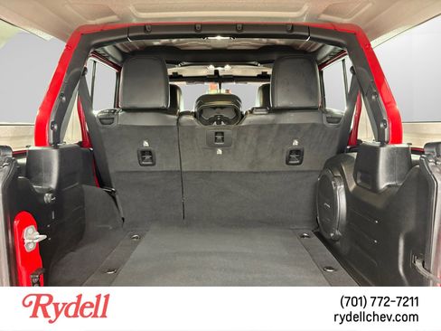 Used 2021 Jeep Wrangler Unlimited Rubicon AWD/4WD image 18