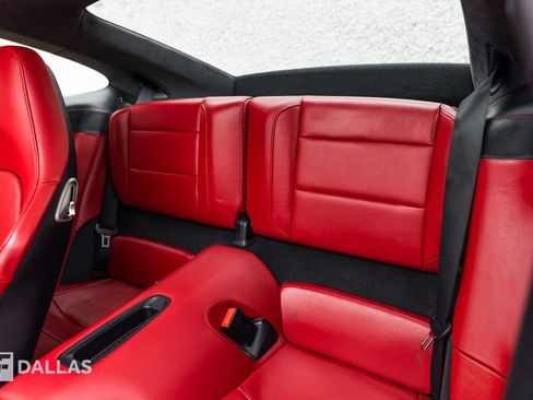 Used 2015 Porsche 911 Turbo S image 29