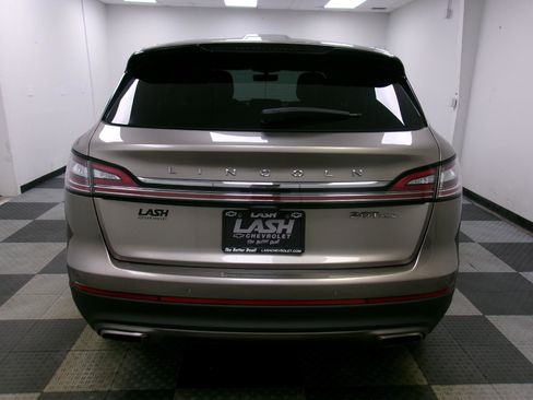 Used 2020 Lincoln Nautilus Premier w/ Equipment Group 101A AWD/4WD image 12