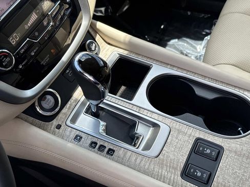 Used 2023 Nissan Murano SL FWD image 28