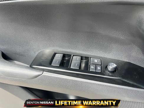 Used 2026 Toyota Camry SE FWD image 13