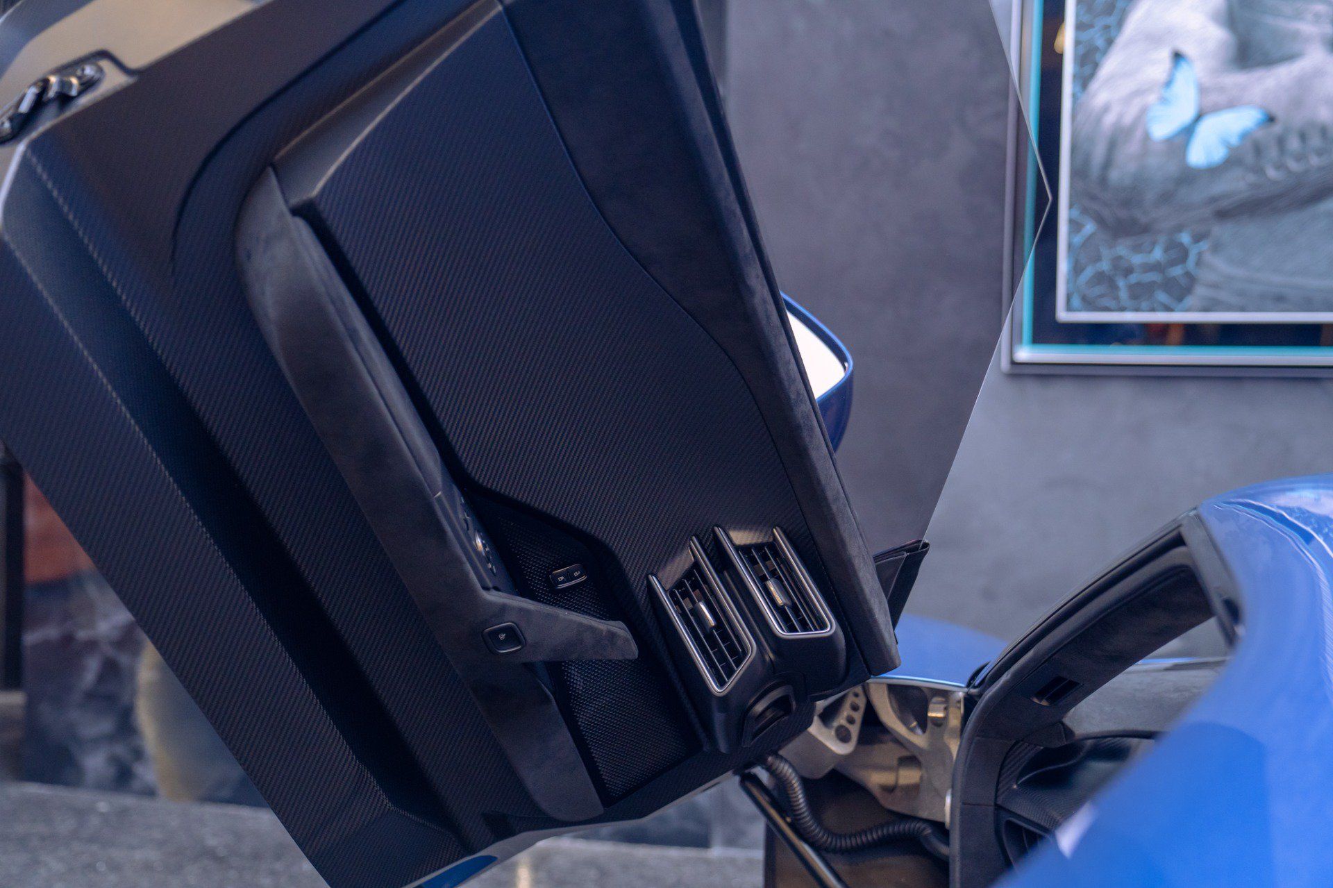 Used 2021 Ford GT RWD image 36
