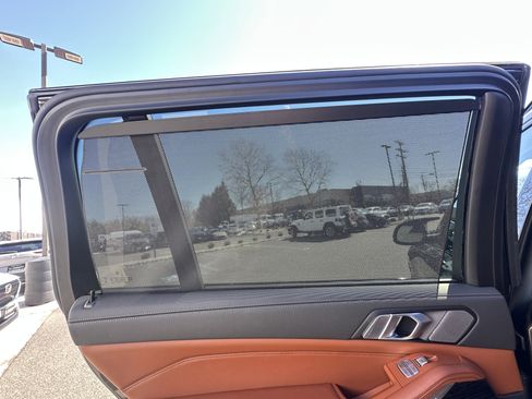 Used 2023 BMW X7 M60i w/ Executive Package image 52