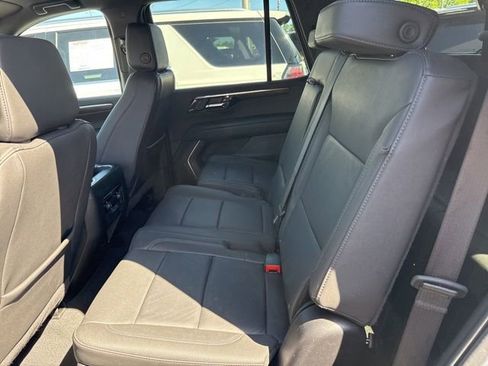 Used 2025 Chevrolet Tahoe LT image 15