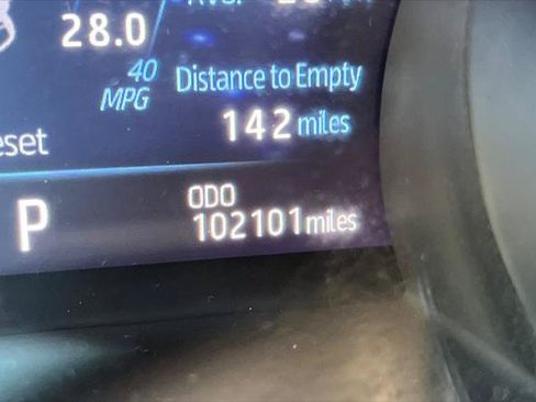 Certified 2018 Toyota Camry XLE w/ Audio Package FWD image 29