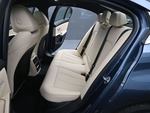 Certified 2025 BMW 330i Sedan w/ Premium Package image 28