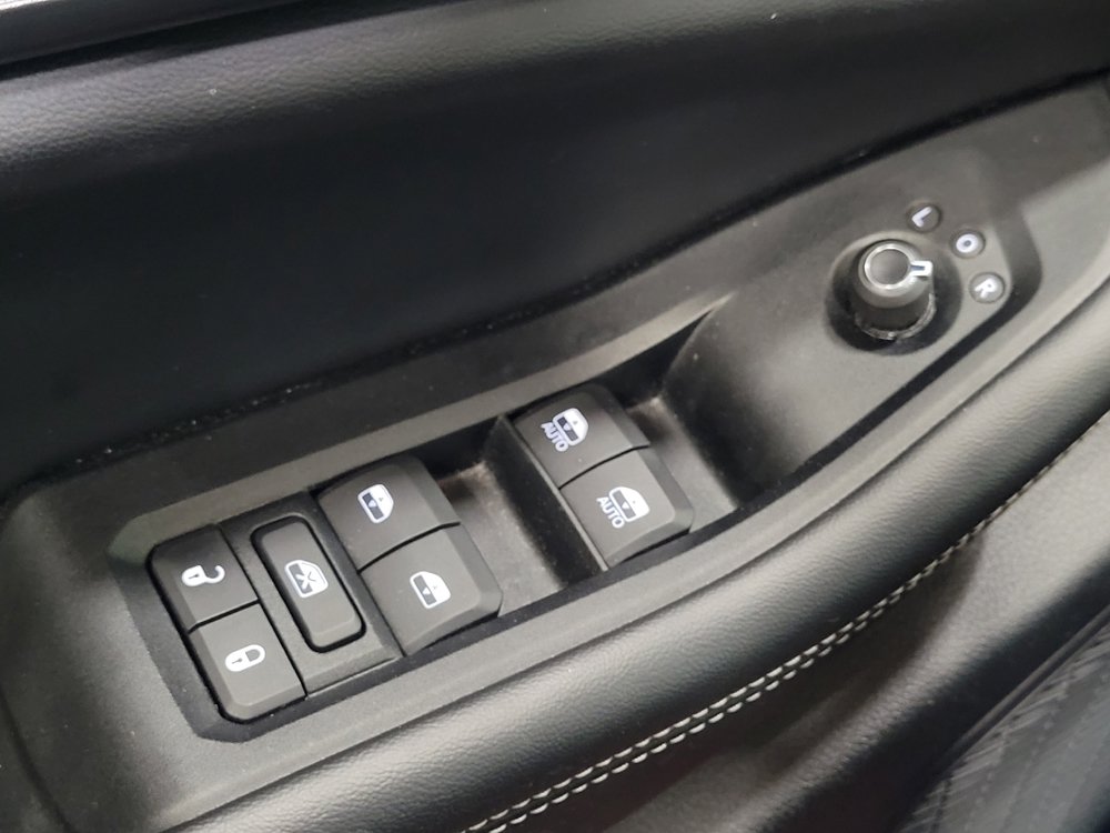 Used 2023 Jeep Grand Cherokee Laredo w/ Luxury Tech Group I AWD/4WD image 27