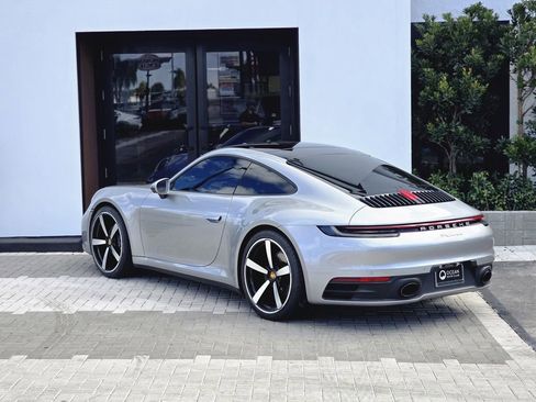Used 2023 Porsche 911 Carrera w/ Premium Package RWD image 5
