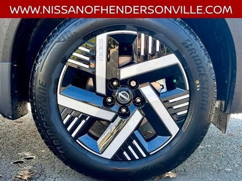 New 2026 Nissan Kicks SV w/ SV Premium Package FWD image 22