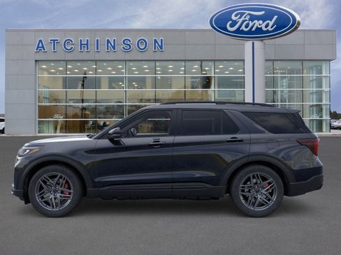 New 2026 Ford Explorer ST image 3
