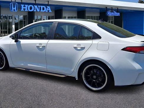 Used 2022 Toyota Corolla XSE FWD image 6