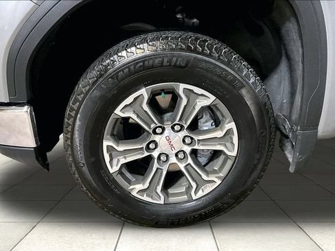 Certified 2026 GMC Sierra 1500 SLT AWD/4WD image 10
