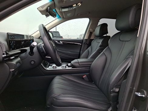 Used 2025 Genesis GV80 2.5T Standard image 13