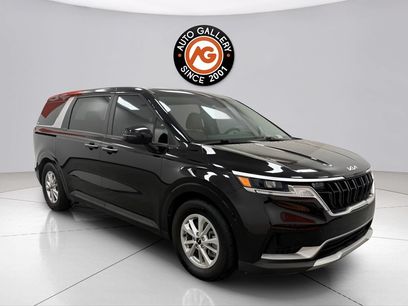 Used 2024 Kia Carnival LX
