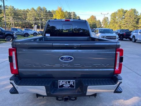 New 2026 Ford F250 Lariat w/ Lariat Premium Package image 32