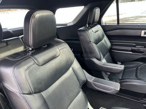 Used 2023 Ford Explorer ST w/ Equipment Group 401A image 31