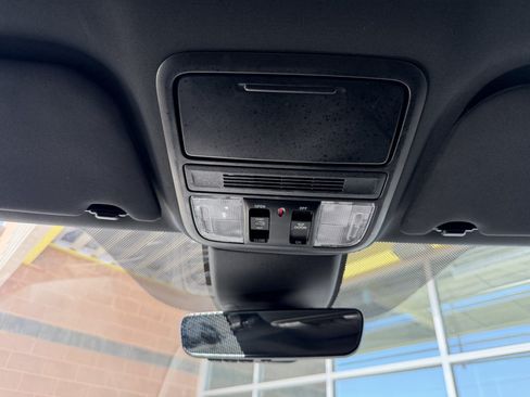 Used 2025 Honda Odyssey Sport-L image 25