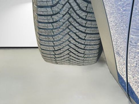 Used 2024 Kia Sportage EX image 41