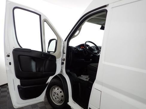 Used 2019 RAM ProMaster 2500 image 16