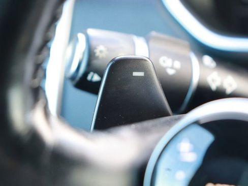 Used 2018 Land Rover Range Rover image 26