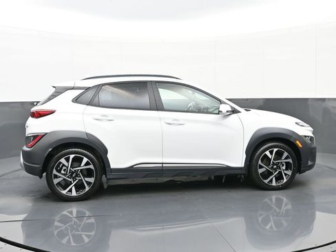 Certified 2022 Hyundai Kona Limited image 3
