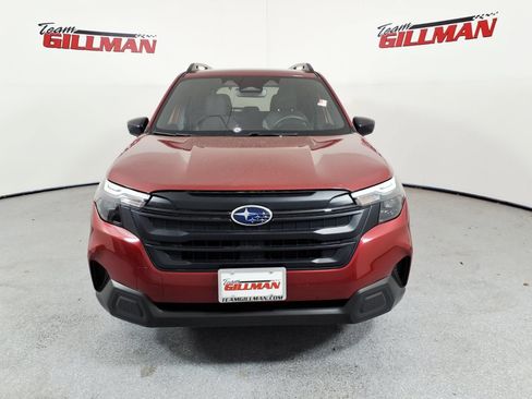 Used 2025 Subaru Forester w/ Convenience Package #1 AWD/4WD image 2