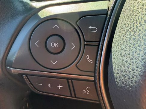 Used 2021 Toyota Camry SE w/ Carpet Mat Package (TMS) image 25