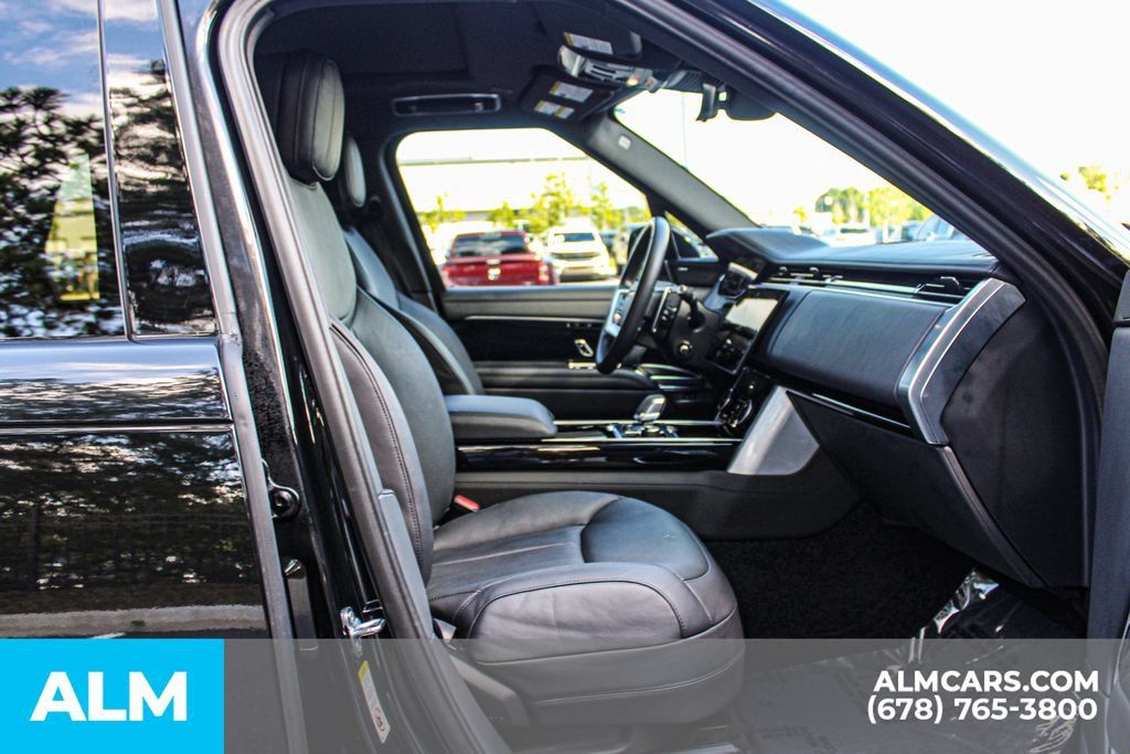 Used 2023 Land Rover Range Rover SE AWD/4WD image 20