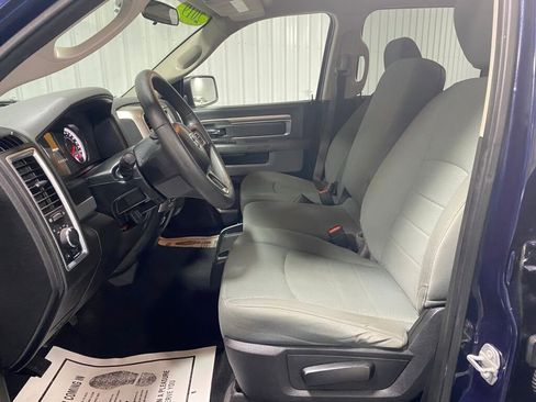 Used 2019 RAM 1500 Classic SLT image 5