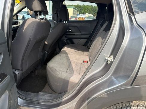 Used 2025 Nissan Kicks SV FWD image 12