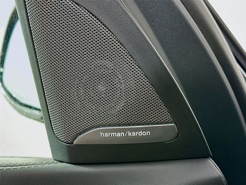 New 2026 BMW X5 M60i w/ Executive Package image 19